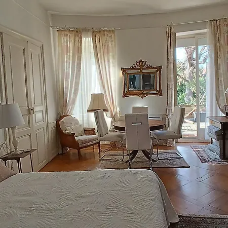 Romantic Center Apartament